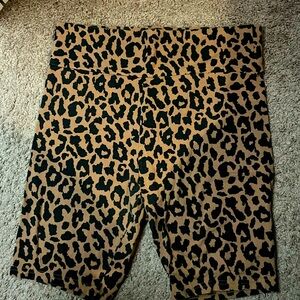 Leopard biker shorts